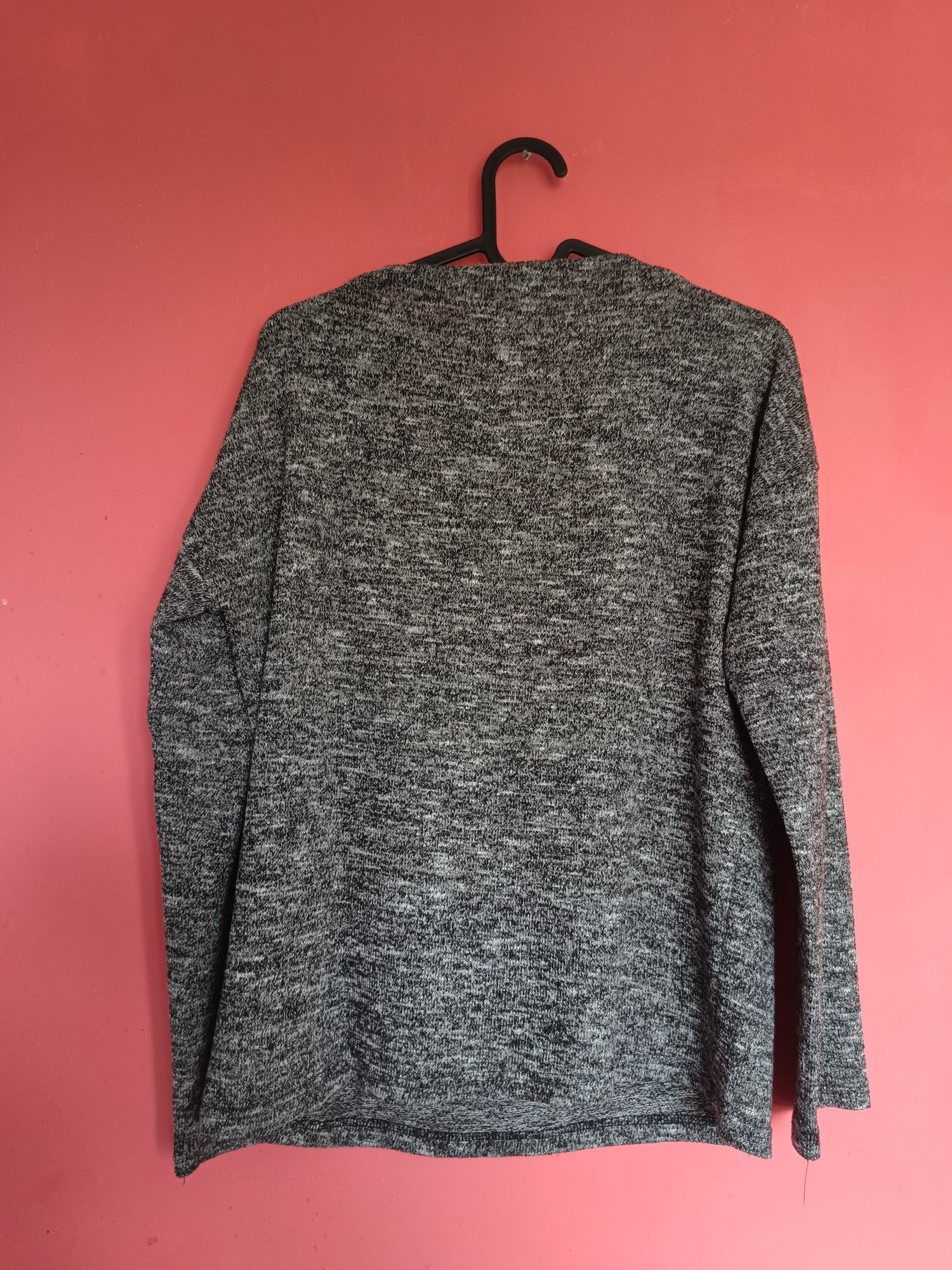 Sweter szary cienki