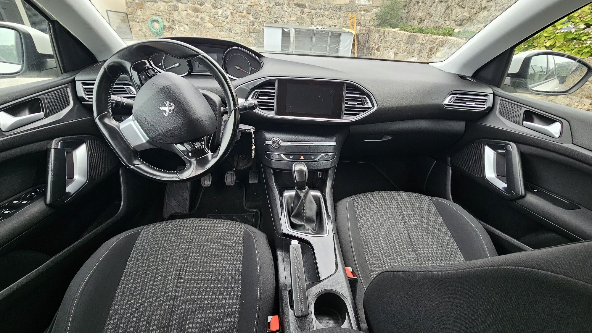 Peugeot 308 II 1.2