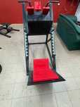 Suwnica do ćwiczeń nóg (leg press / hack squat)