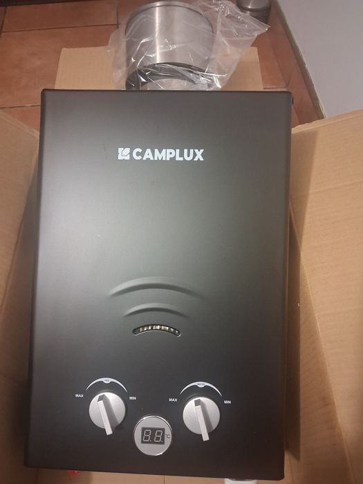 Camplux Gazowy Podgrzewacz Wody 6 Litrów butan/propan 12kW BW158BC
