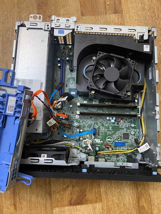 Системный блок Dell OptiPlex 3046 sff, i3-6100, 8Gb DDR4, SSD 256 Gb