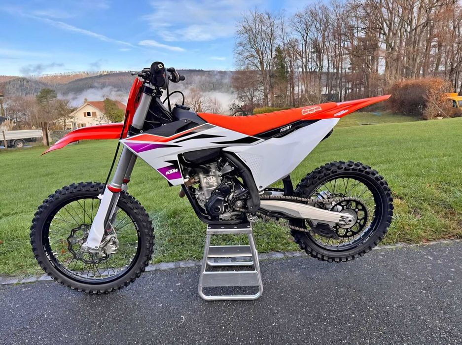 KTM 250 SX-F 2024