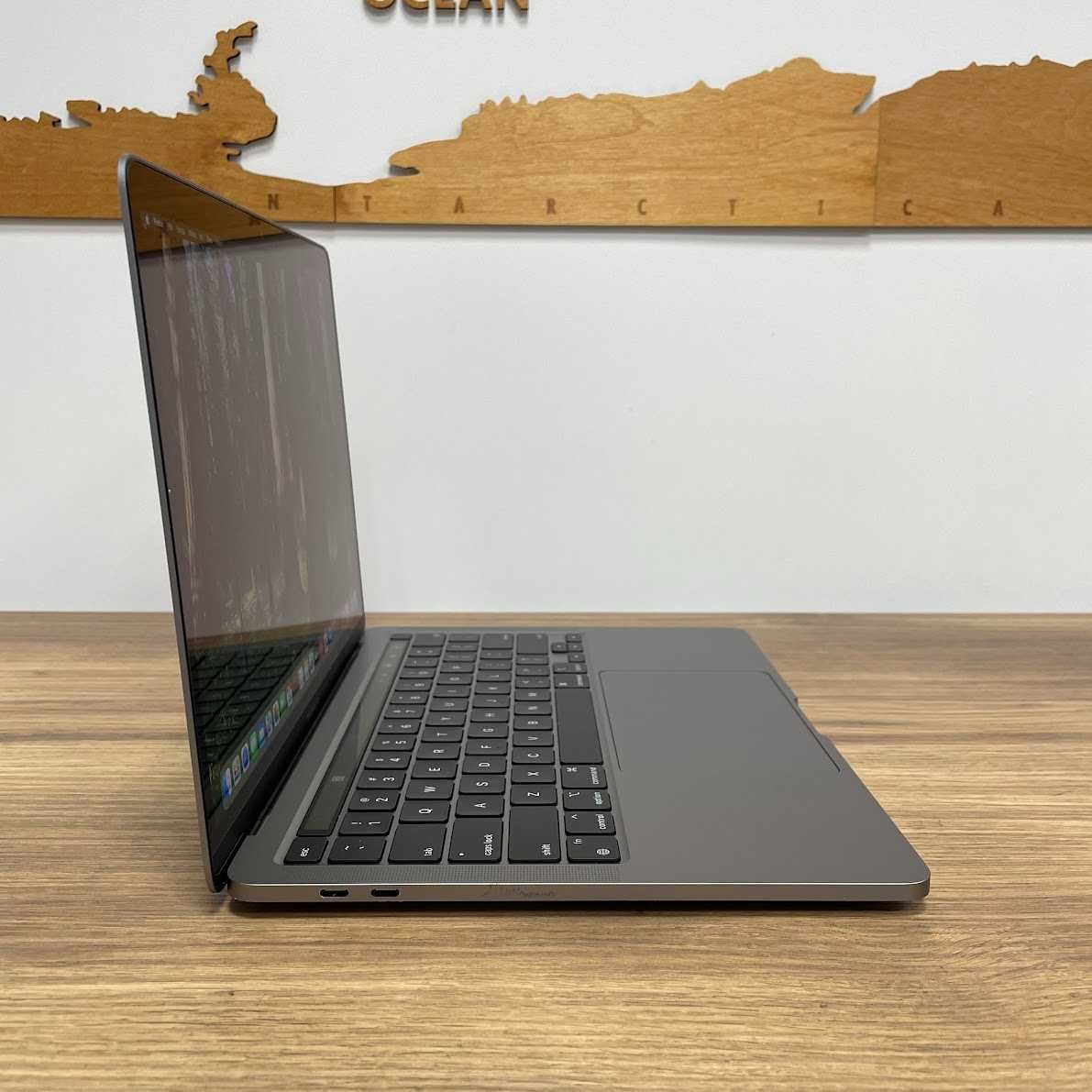 Apple MacBook Pro 13'' A2338 Space Gray 8 GB 256 GB Klasa A-