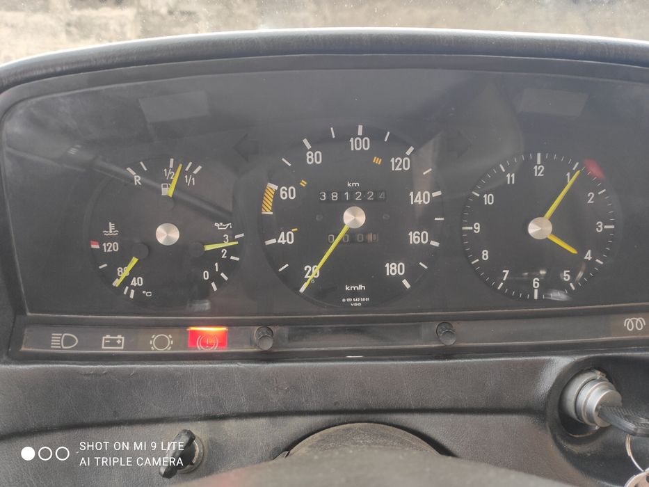 Продам мерседес 123