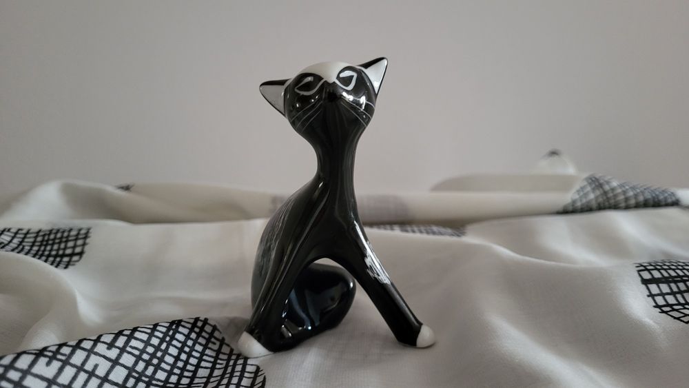 Figurka porcelanowa Kot Bogucice Ćmielów