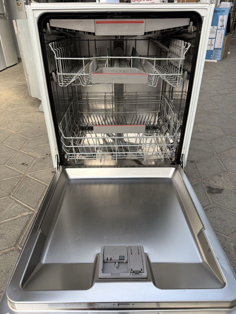 Посудомийна машина Bosch SGV4HCX48E