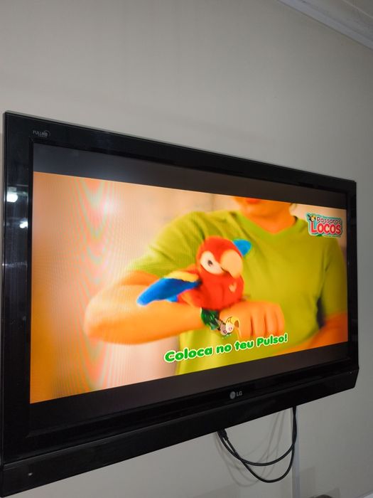 TV LG 43"  + suporte