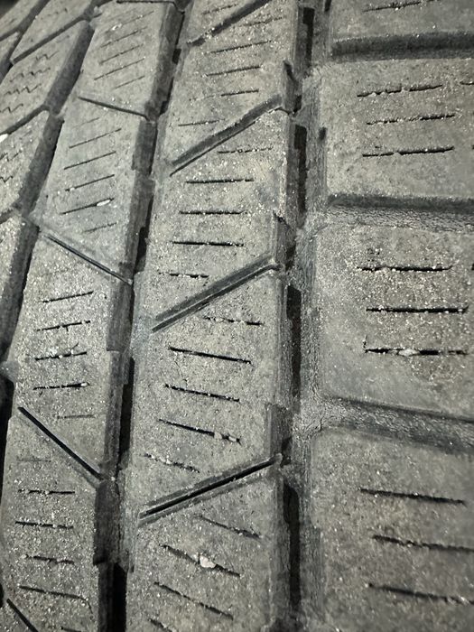 Продам резину Continental Conticontact 215/55r17