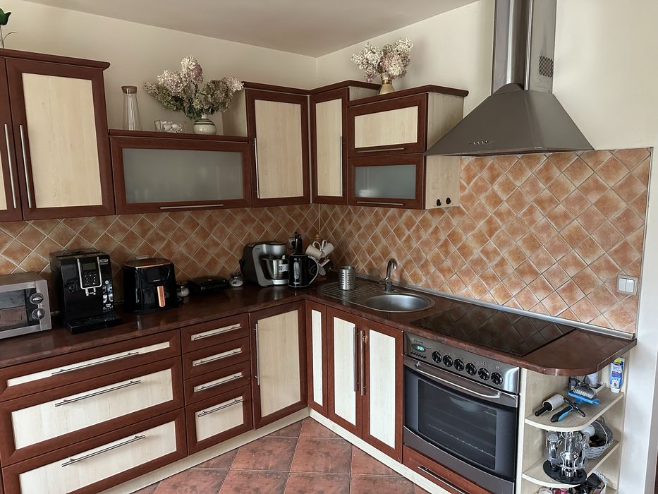 Kuchnia używana - komplet szafek + blat + piekarnik + pochłaniacz + zl