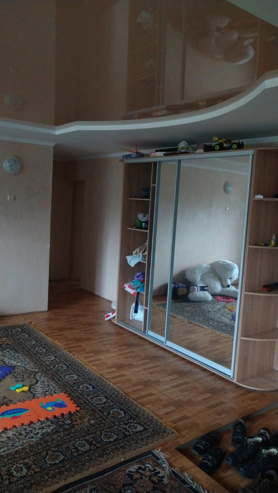 Трёхкомнатная квартира возле Славутич Арена.Стадион.80кв.м.Студия.