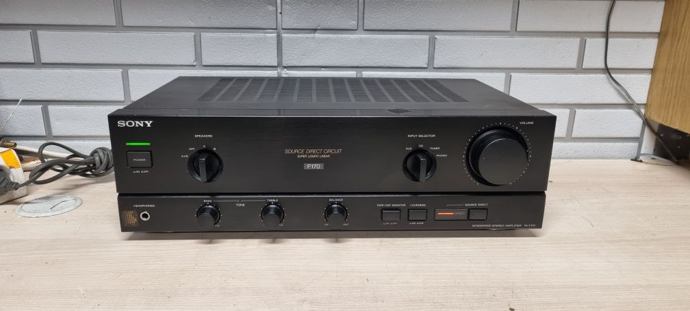 Wzmacniacz SONY F-170 . Stereo.  Japan