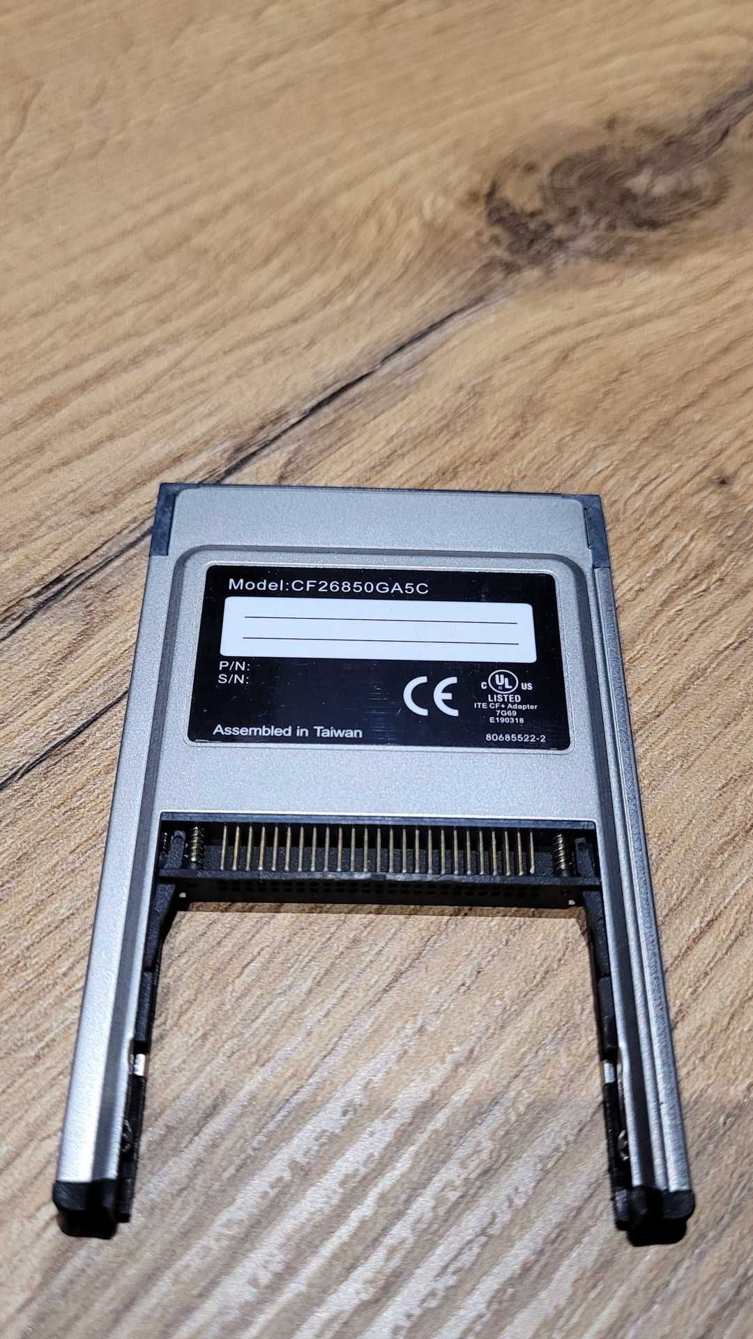 Adapter z CF/CompactFlash na PCMCIA firmy Pretec (CF26850GA5C)
