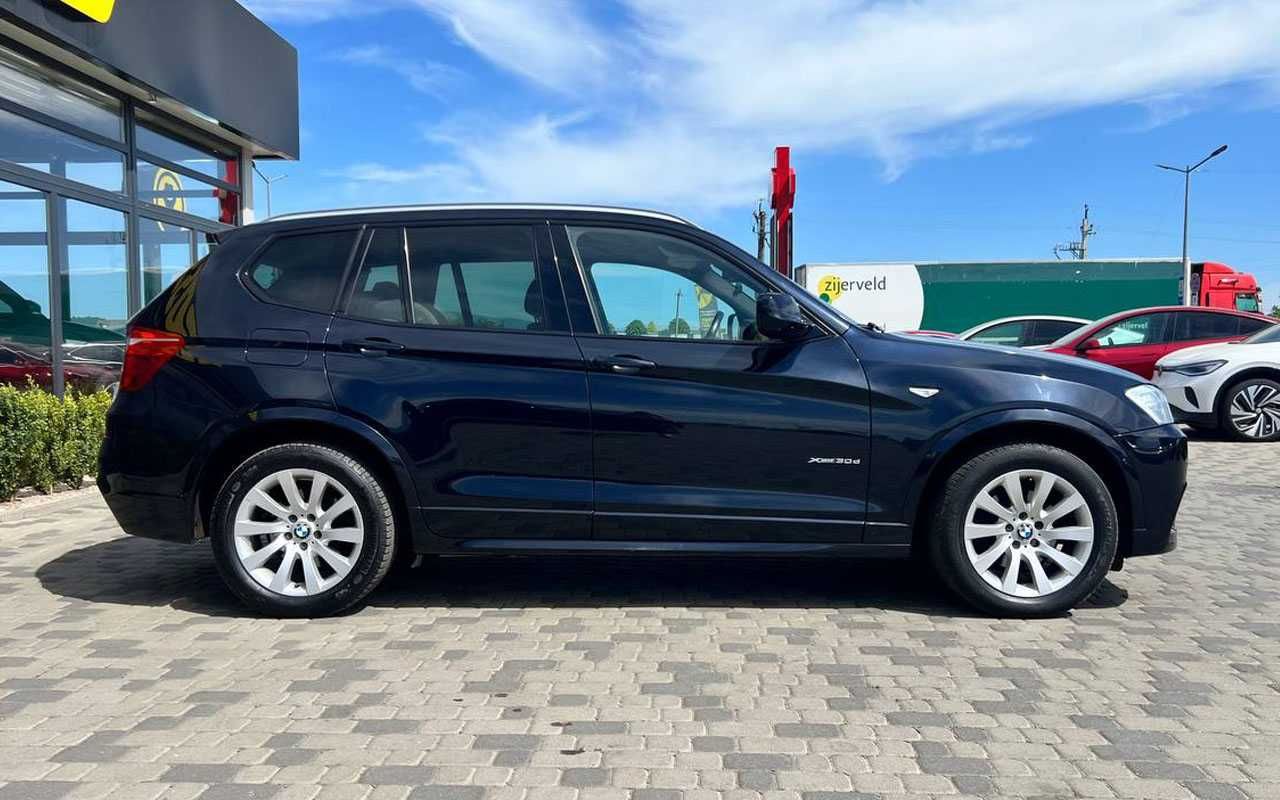 BMW X3 2011 року