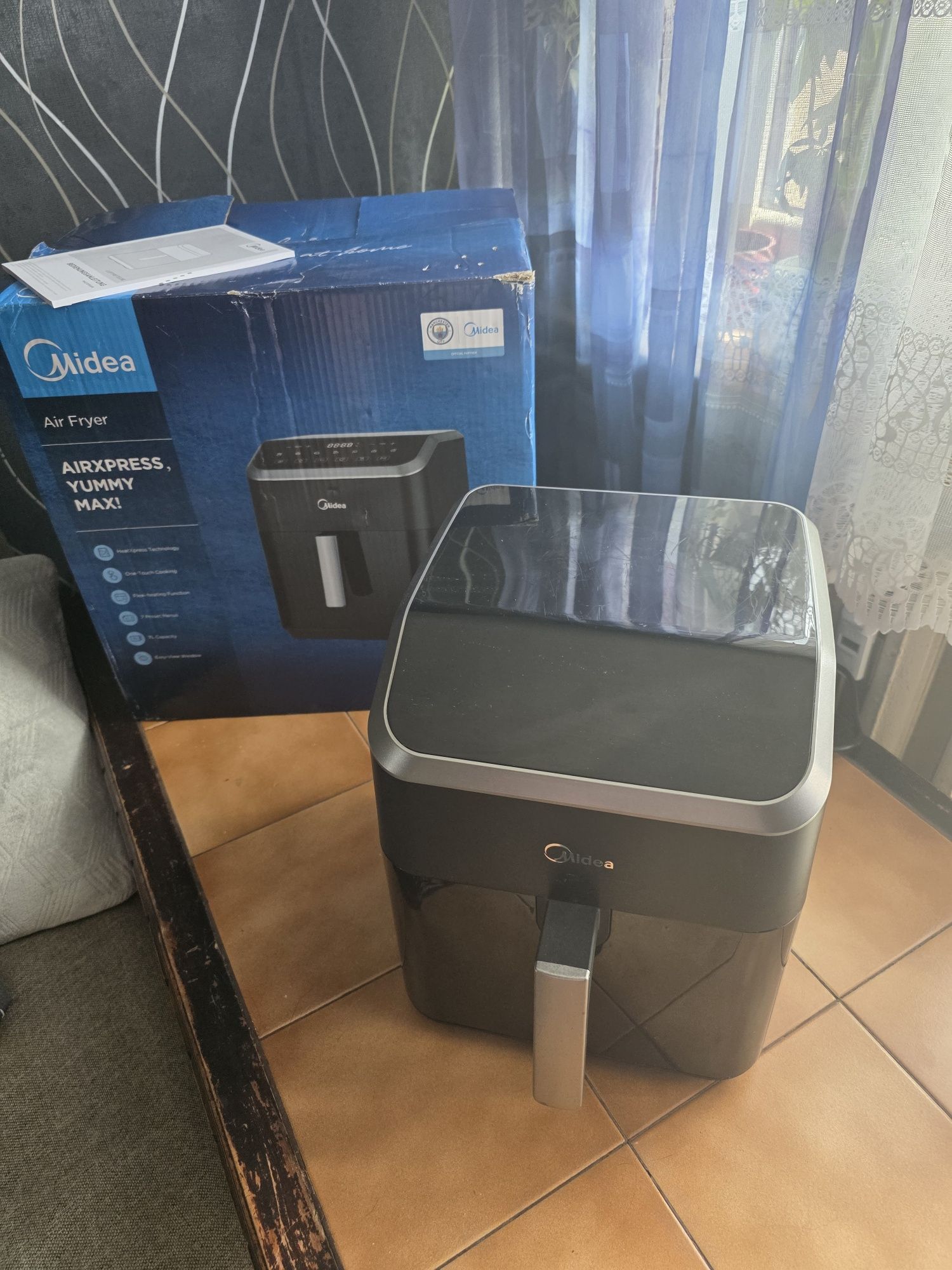 Midea Airfryer 7,4L