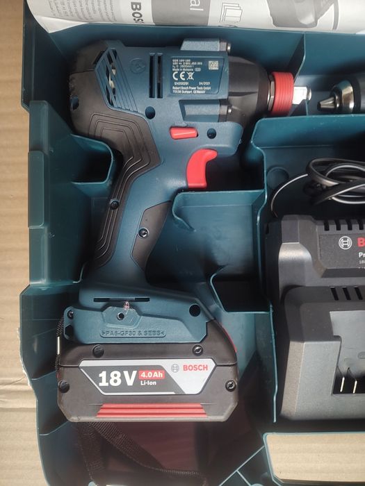 Wkrętarka Bosch GSB 18V-21, zakrętarka Bosch GDX 18V-180 +aku 4.0 x2