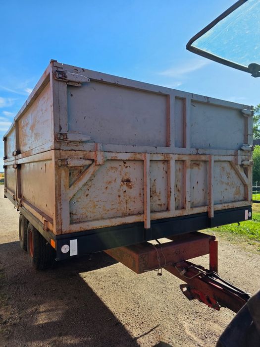 Przyczepa metalowa Ładne opony tandem 8-10ton wywrót 3 strony