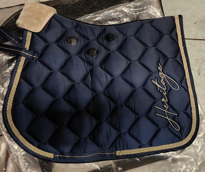 Czaprak skokowy granatowy ze złotym heritage eskadron