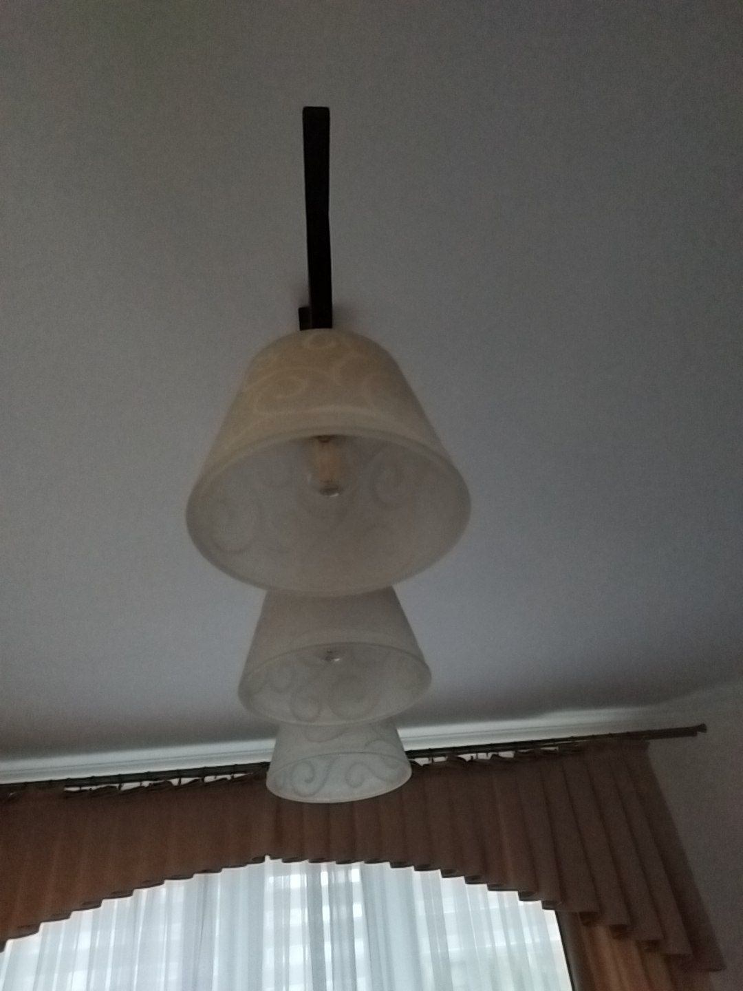 Lampa sufitowa LED metalowa żyrandol