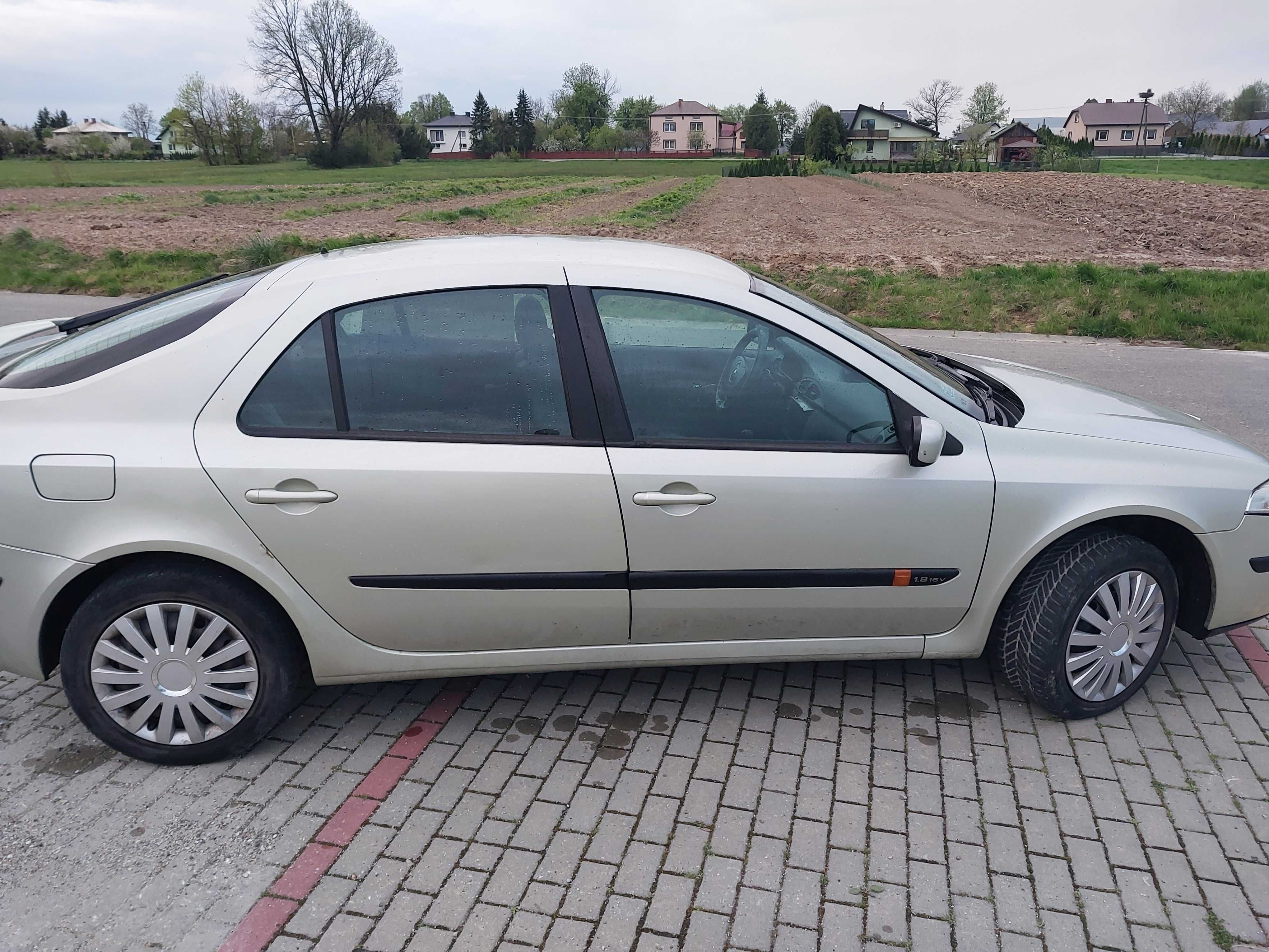 Sprzedam Renault Laguna 2002r 1.8 benzyna