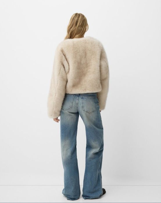 Шуба зі штучного хутра bershka