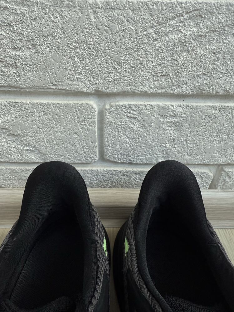 Кросівки Puma pwrframe