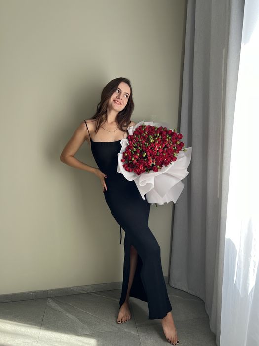 Сукня з гарною спинкою
