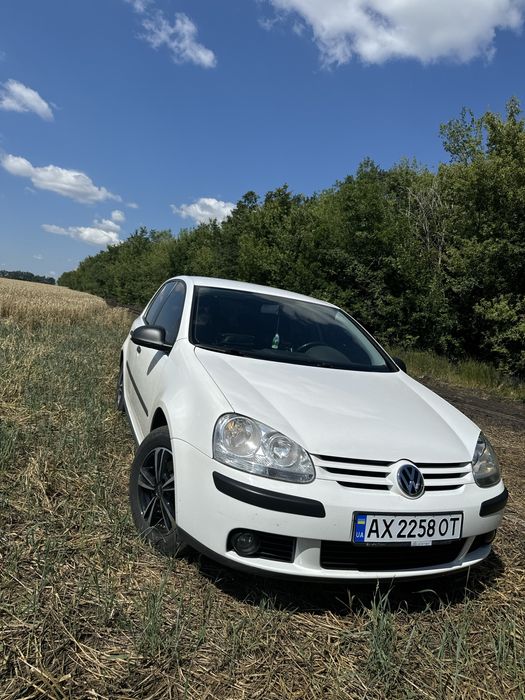Продам власне авто Фольксваген Гольф 5 2010 року