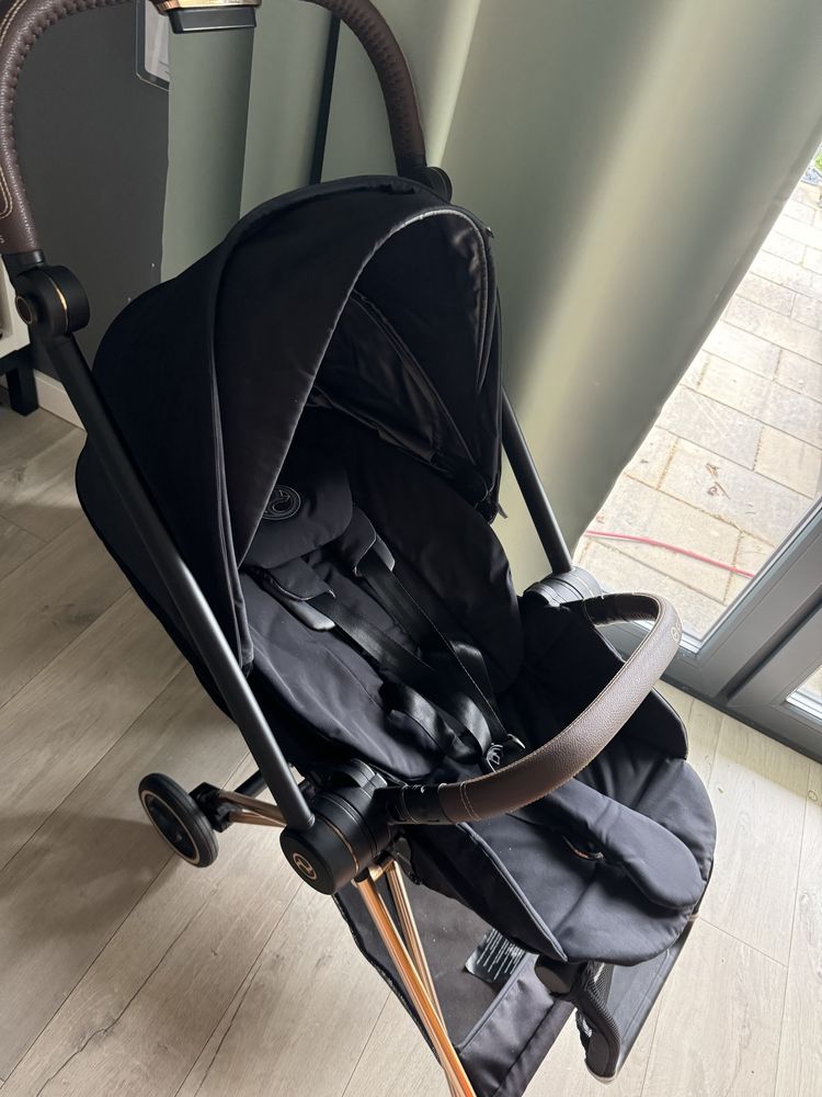 Wózek spacerowy Cybex Mios 3.0 czarny
