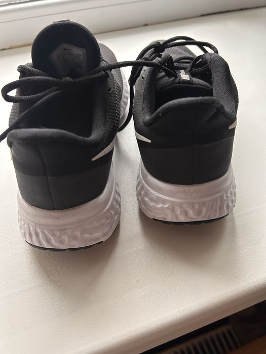 Кросівки жіночі Nike