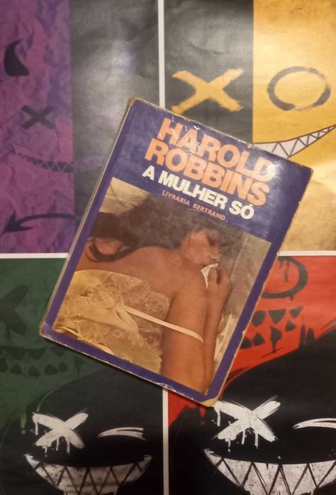 Livro A Mulher Só