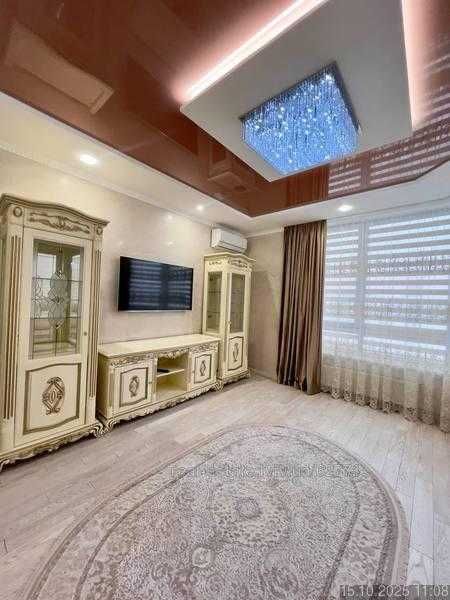 Оренда 3 кім, дворівневої квартири вул. Щепова 
Вул. Малоголосківська