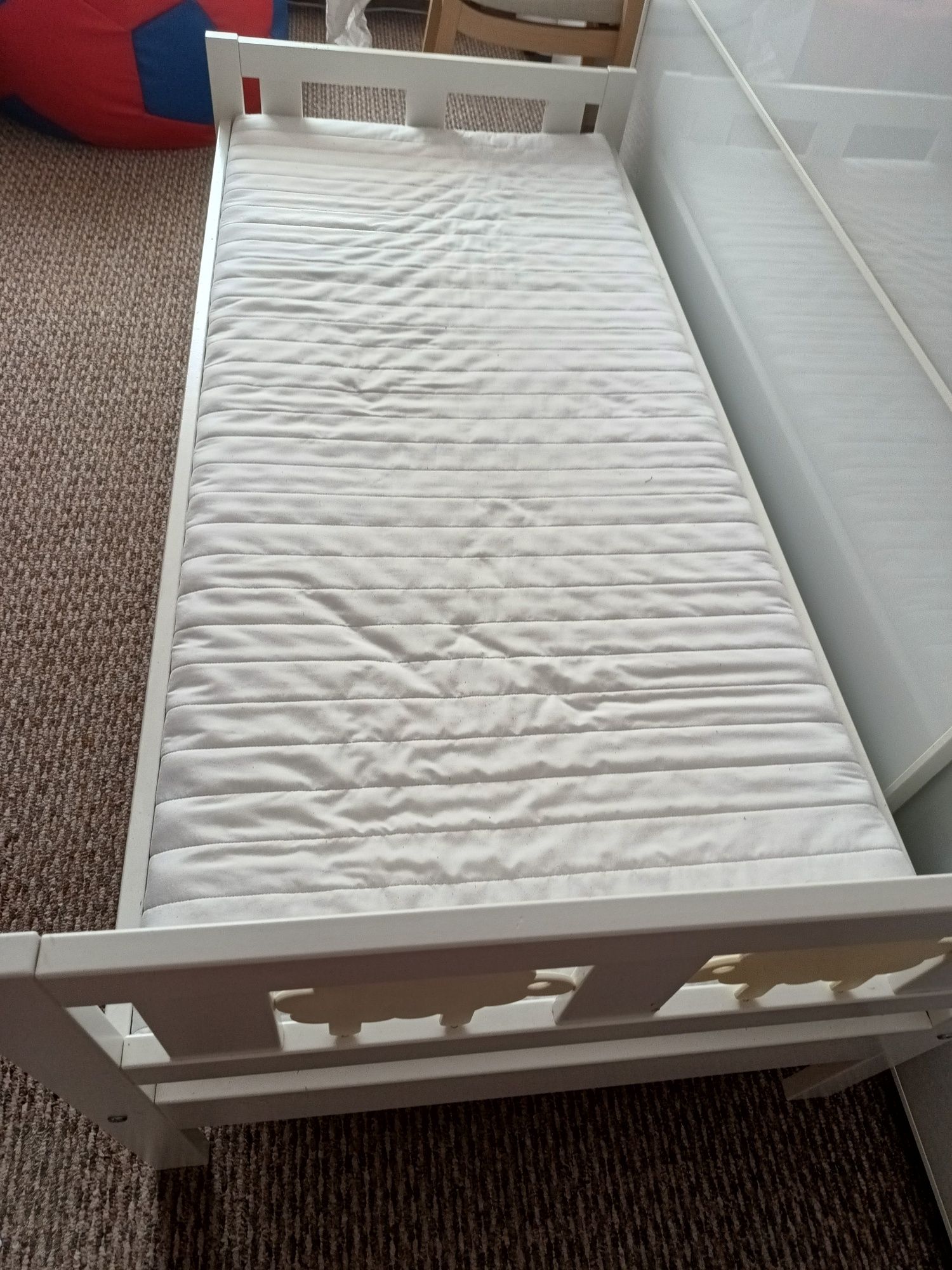 Łóżko IKEA białe z materacem 70/160