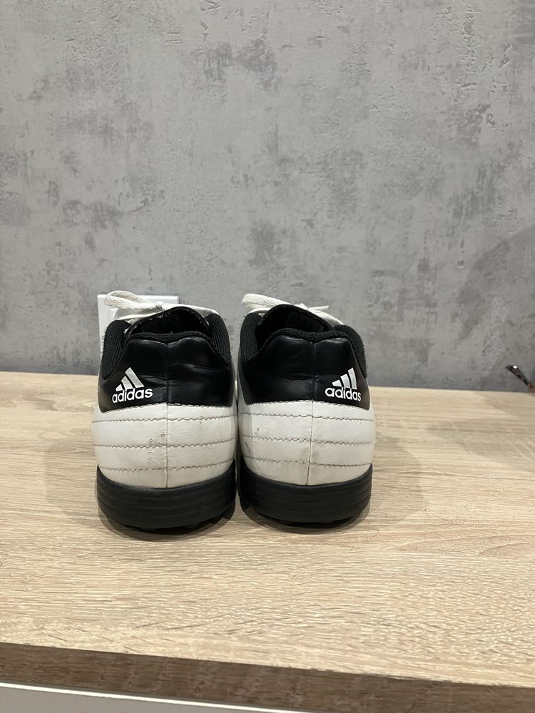 Adidas buty pilkarskie