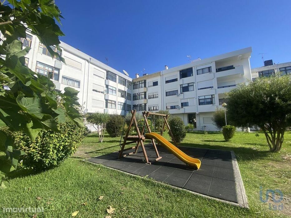 Apartamento T2 em Darque de 105,00 m2