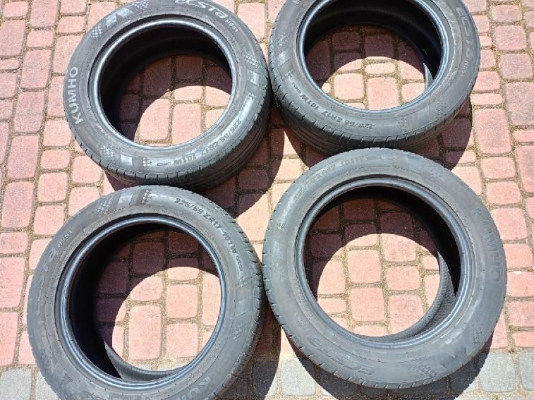 Opony kumho ecsta 225/55 r17