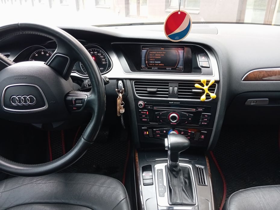 Продам Ауді А4 B8 Quattro 2012р. власник