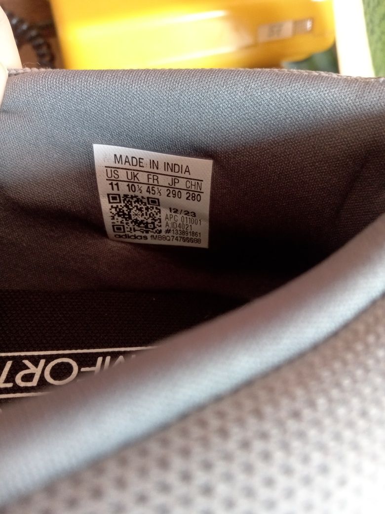 Adidas Cloudfoam Go Lounger buty wsuwane 45 1/3