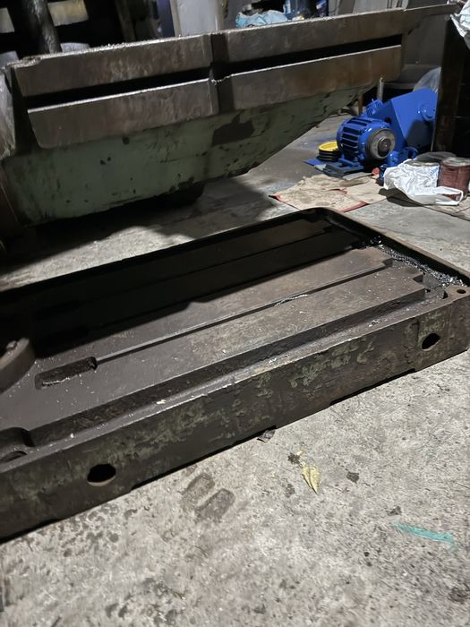 Радиально сверлильный 2л53у