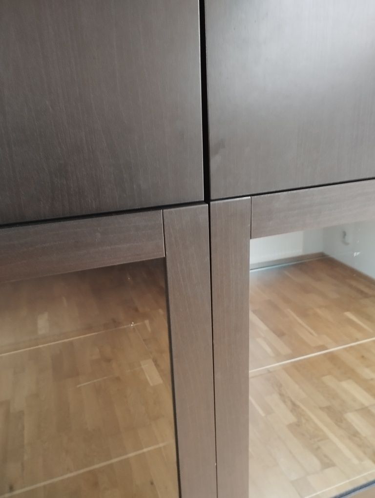 Witryna Ikea BESTÅ