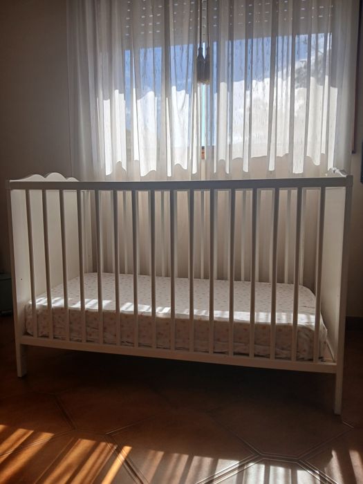 Berço Ikea + Colchao