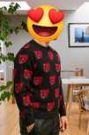Męski sweter oversize czarno-czerwony – wzór smoka