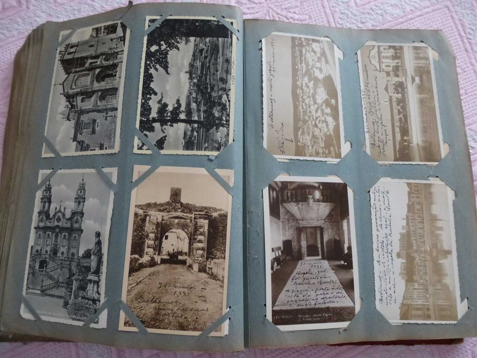 Antigo Álbum com 380 Postais, não selados