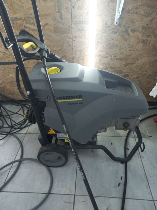 Продам мойку высокого давления Karcher HD6/15-4