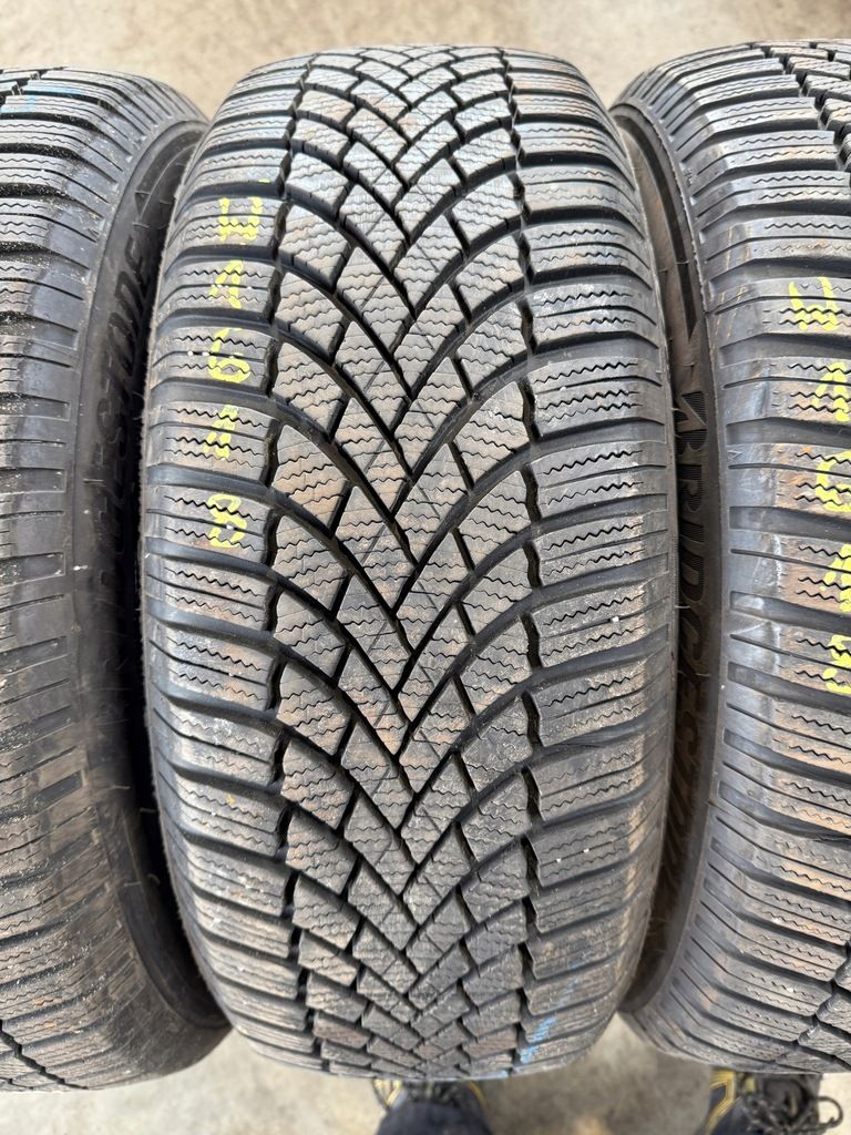 205/55/16 Bridgestone Blizzak LM005
