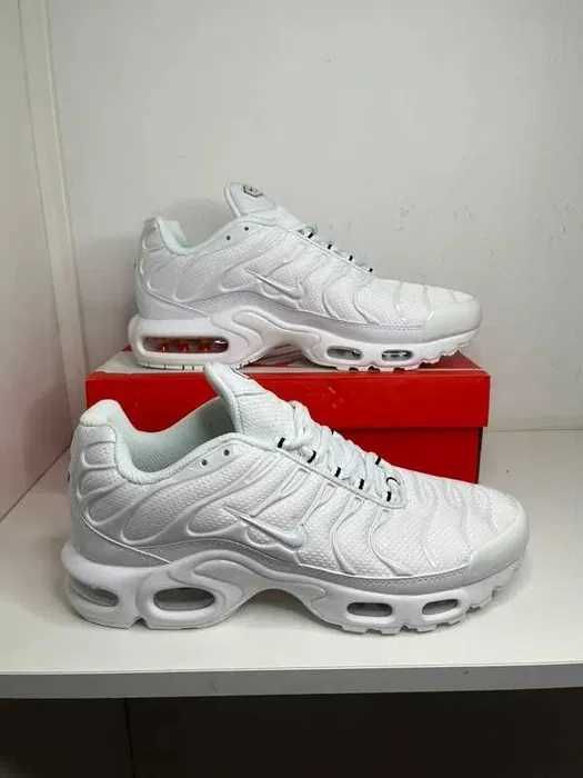 "koszykówki" Nike_Air_Max_TN_Plus_White_R.43