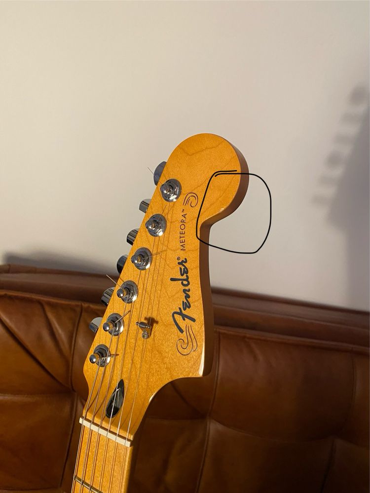 Fender Meteora Player Plus Silverburst (MIM)