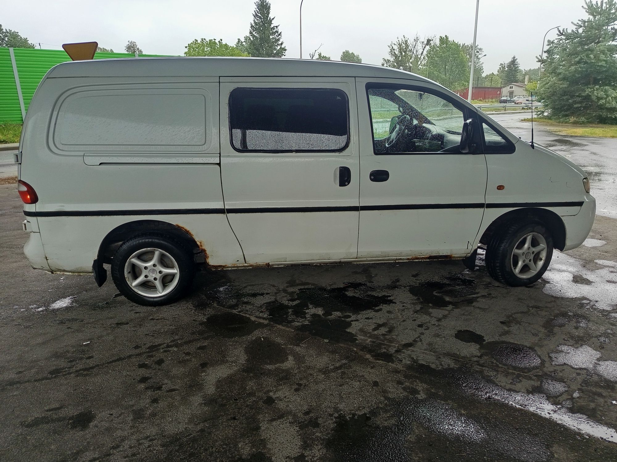 Hyundai H-1 Niski przebieg 133 tyś Sprawna kliatyzacja