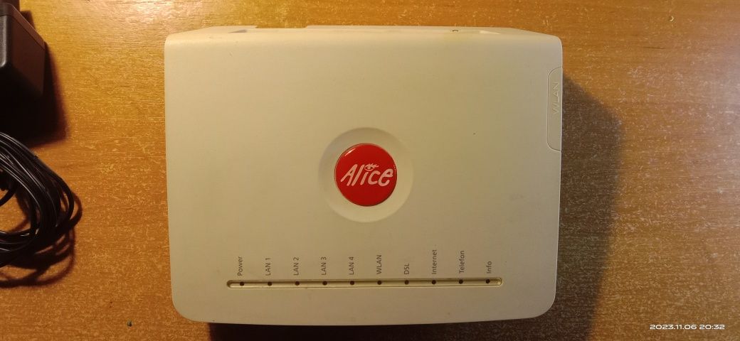 Роутер Alice wlan 4421 Wi-fi