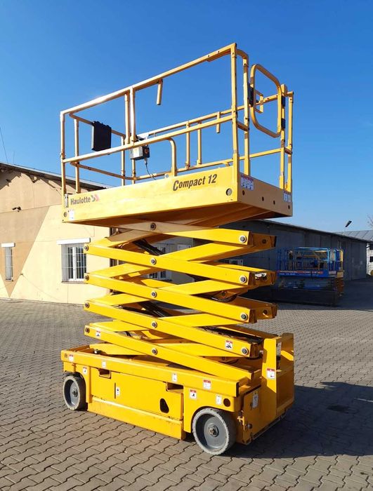 Podnośnik Haulotte Compact 12 nożycowy elektryczny 12m, 2019