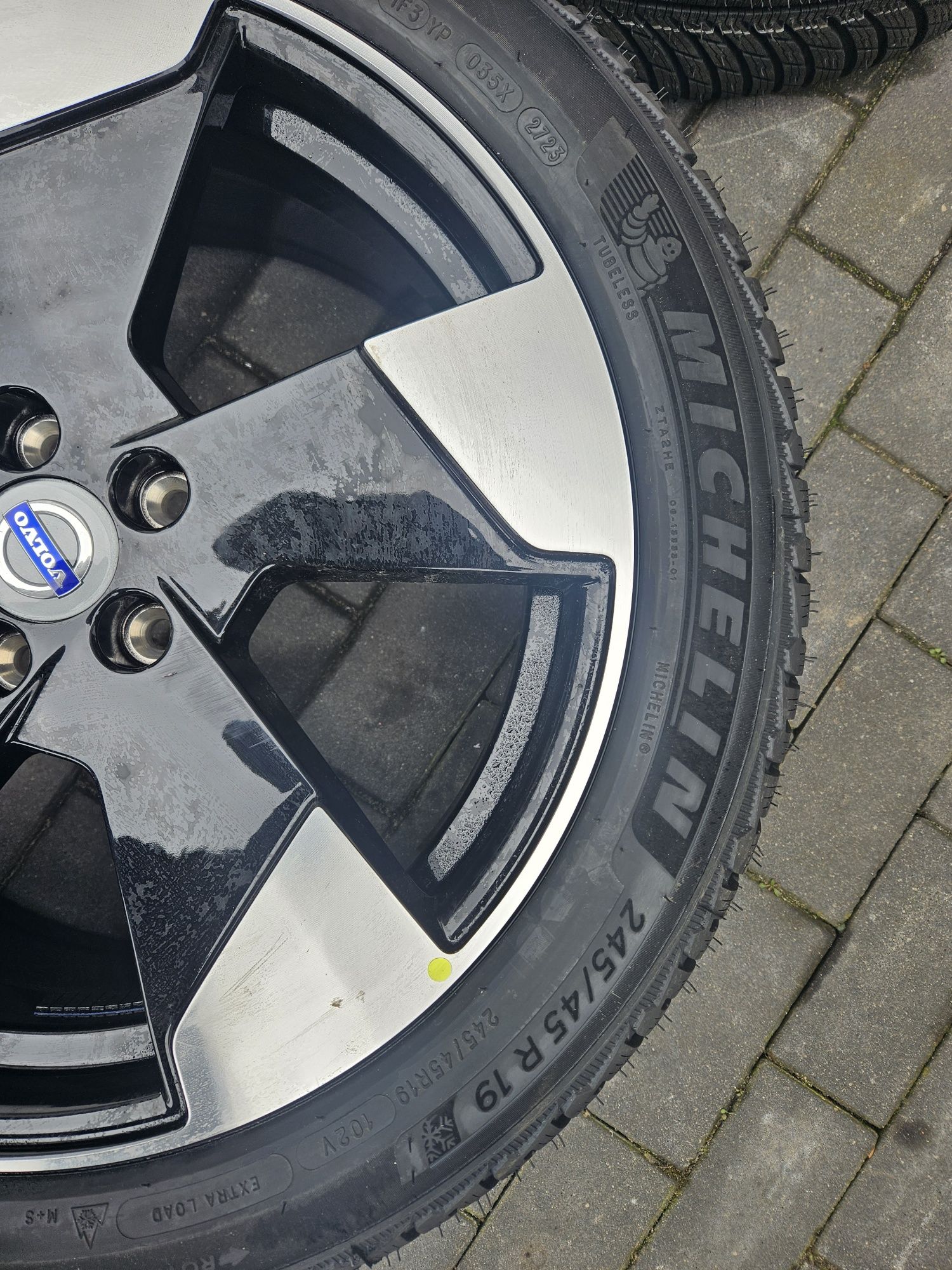 Alufelgi 19 Koła Volvo EX30 5x108 nowe